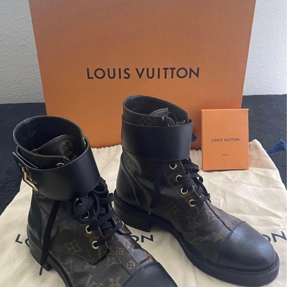 LV Wonderland Flat Ranger Boots Monogram Carvas Calf leather size 38 - Picture 4 of 16